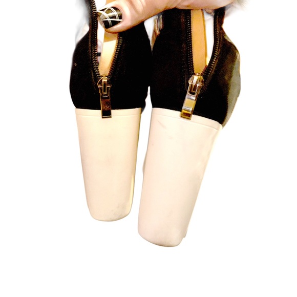 Qupid Black Lace Up Lug Sole Platform Peep toe Heels - Picture 8 of 10